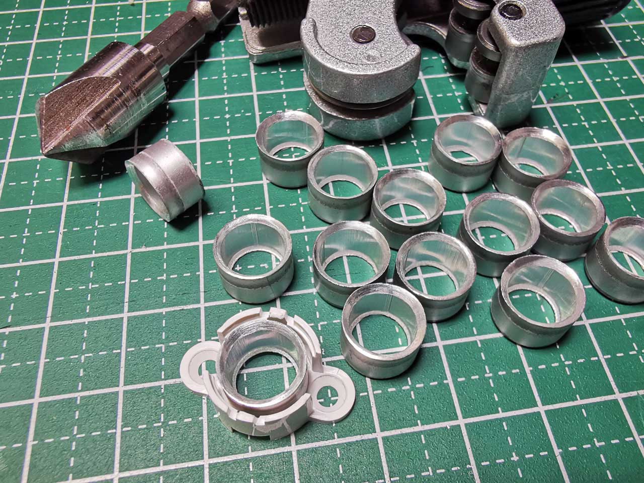 自作リフレクターの大量生産